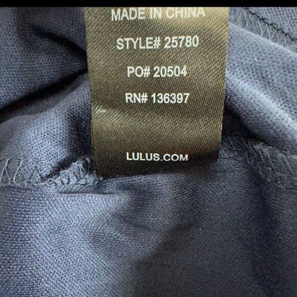 Lulus Short Sleeve Crew Neck Lace Midi Dress Blue Size Small - Picture 7 of 8